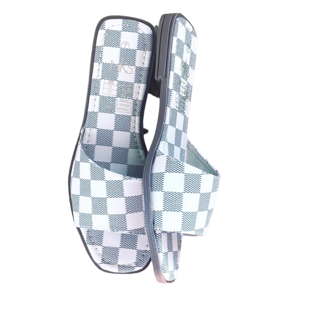 Boutique Checker Slip-On Open Toe Sandal Women’s Multi Sizes NIB - Picture 2 of 9